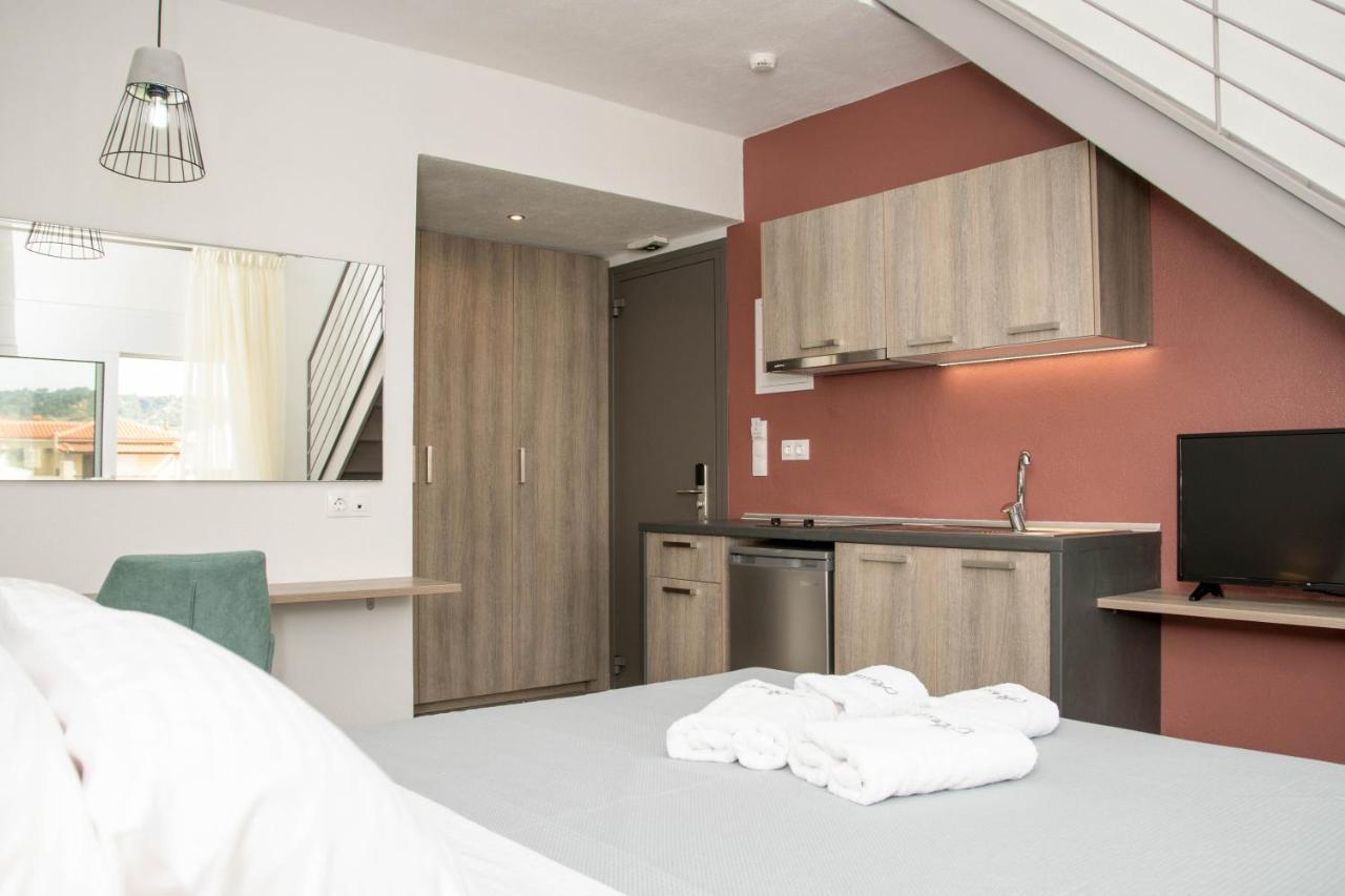 Aelia Luxury Apartments Nikiti  Exteriér fotografie