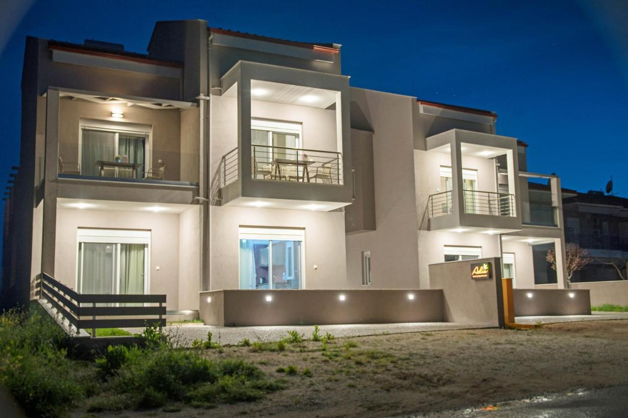 Aelia Luxury Apartments Nikiti  Exteriér fotografie